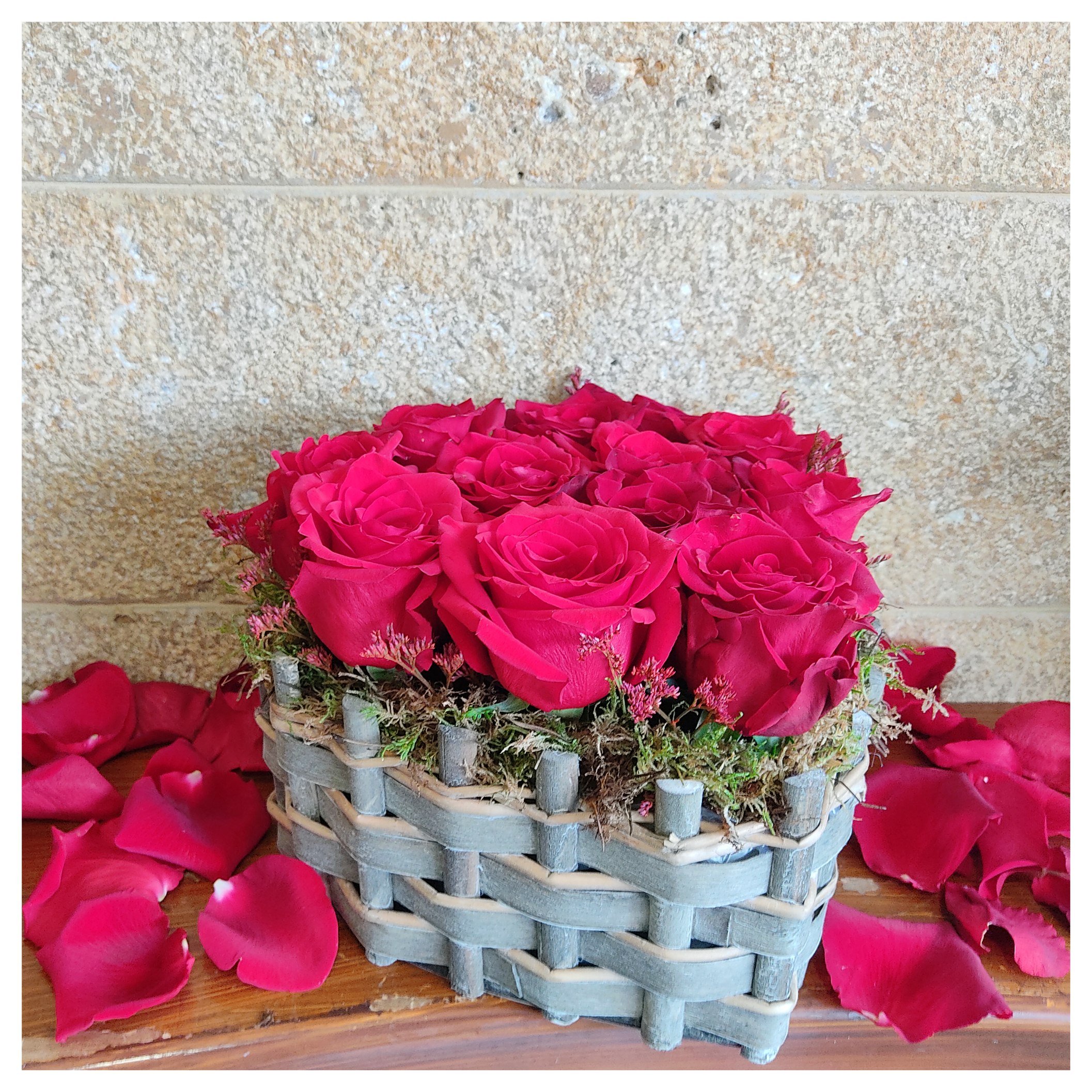 Σύνθεση με άνθη "κήπος με τριαντάφυλλα" 3 Σύνθεση με άνθη "κήπος με τριαντάφυλλα" - Image 2